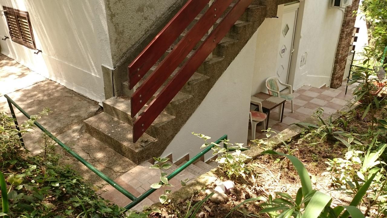 Bg Apartman Sutomore Buitenkant foto