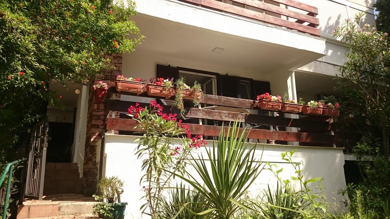 Bg Apartman Sutomore Buitenkant foto